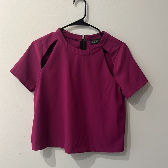 ASTR Zip-back Blouse with Cut Outs Size XS Astr the label - Picture 6 of 10